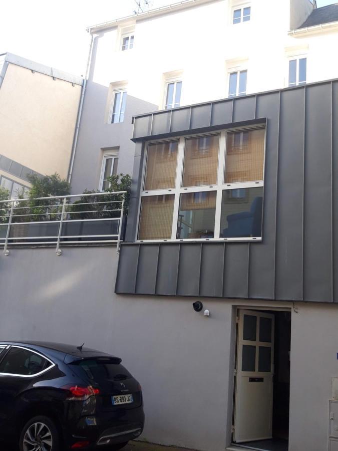 Agreables Chambres Independantes - Coutances Centre Ngoại thất bức ảnh